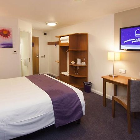 Premier Inn Norwich - Broadlands Park Buitenkant foto