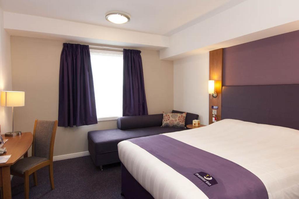 Premier Inn Norwich - Broadlands Park Buitenkant foto