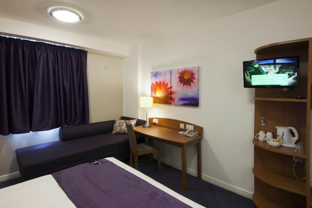 Premier Inn Norwich - Broadlands Park Buitenkant foto