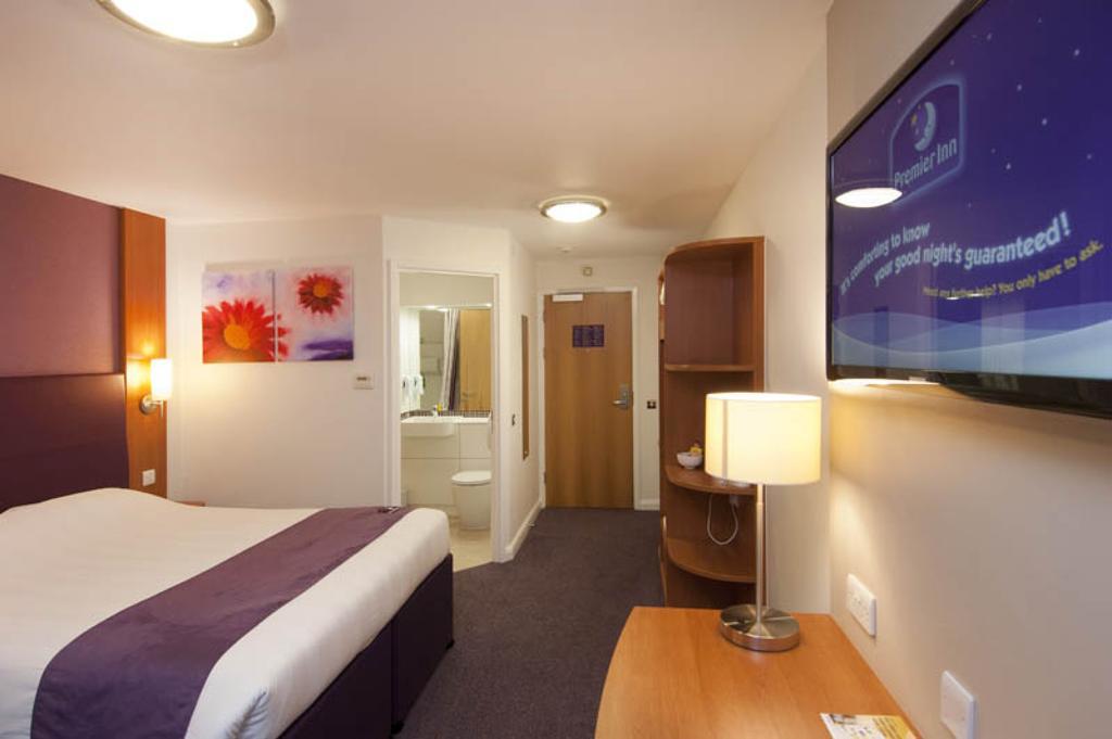 Premier Inn Norwich - Broadlands Park Thorpe St Andrew Buitenkant foto