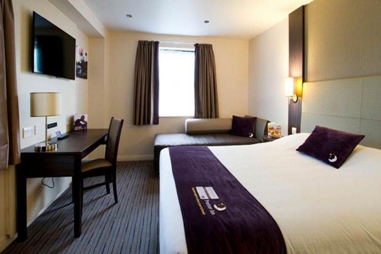 Premier Inn Norwich - Broadlands Park Buitenkant foto